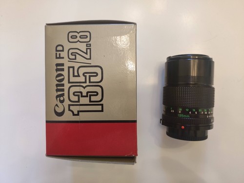 Canon new 135 2 8 - fd,