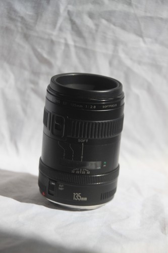 Canon 135 2 8 - ef, mm
