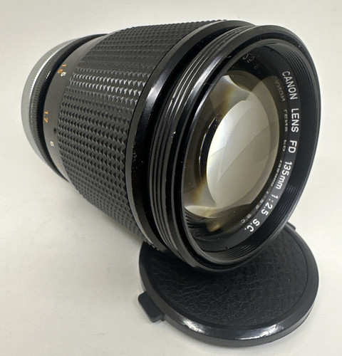 Canon lens 135mm s c - lens, fd